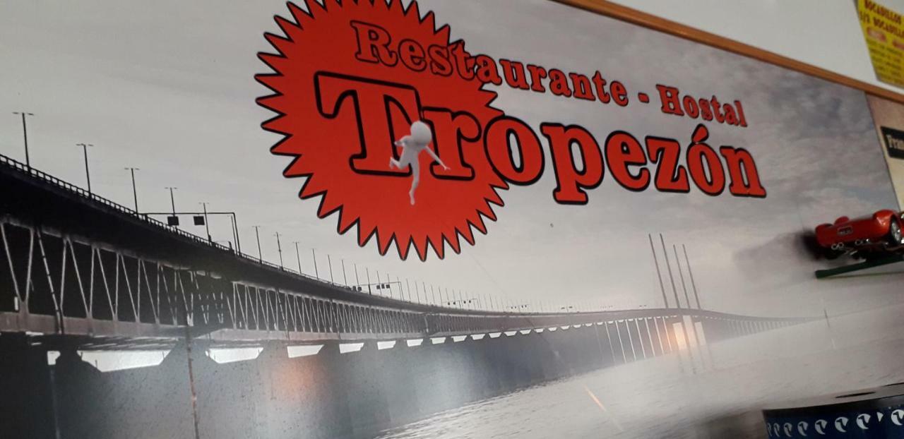 Matallana de Valmadrigal Hostal El Tropezon المظهر الخارجي الصورة